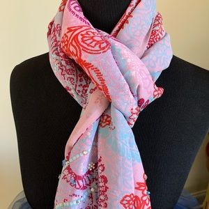 🎀 Beautiful handmade scarf/wrap NWOT